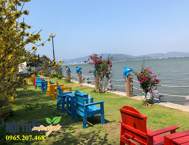 Đỉnh cao của lựa chọn là đây. Bộ bàn ghế gỗ CF78 hài hòa với đất trời và thiên nhiên