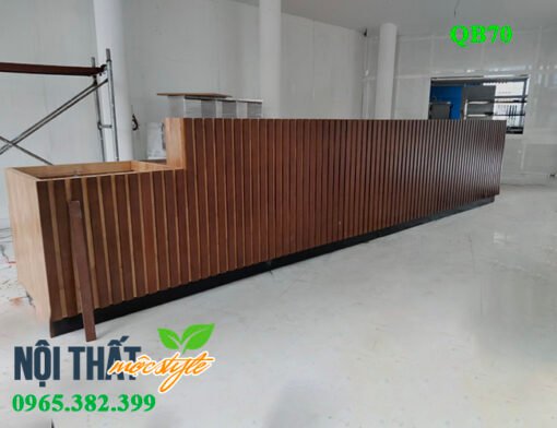 Quầy bar QB70 với kích thước lớn sang trọng, quyến rũ